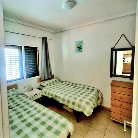 Lovely Apartment Near The Beach In Sunny La Mata Торевьиа Экстерьер фото