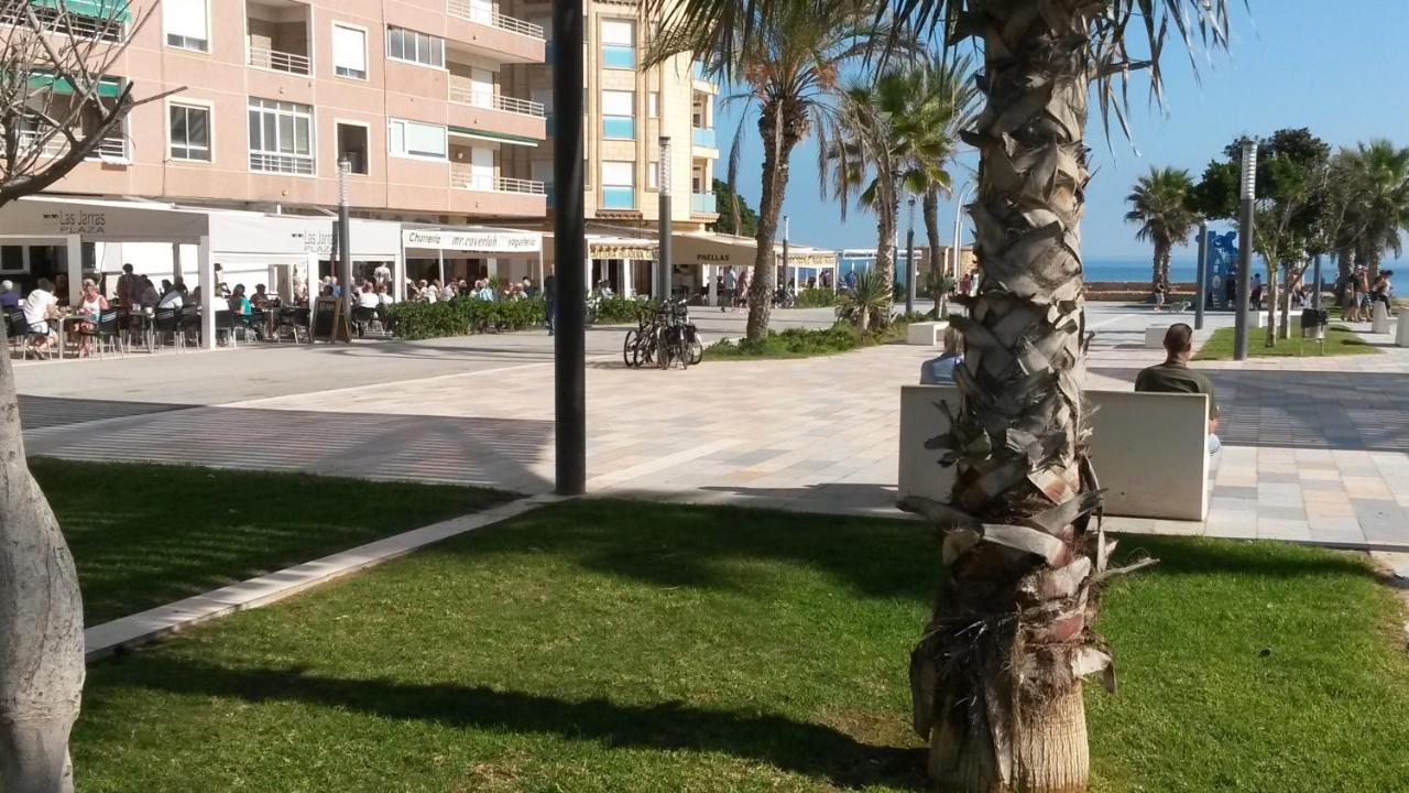 Lovely Apartment Near The Beach In Sunny La Mata Торевьиа Экстерьер фото