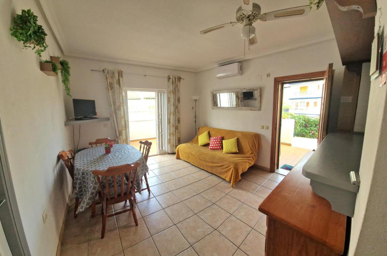 Lovely Apartment Near The Beach In Sunny La Mata Торевьиа Экстерьер фото