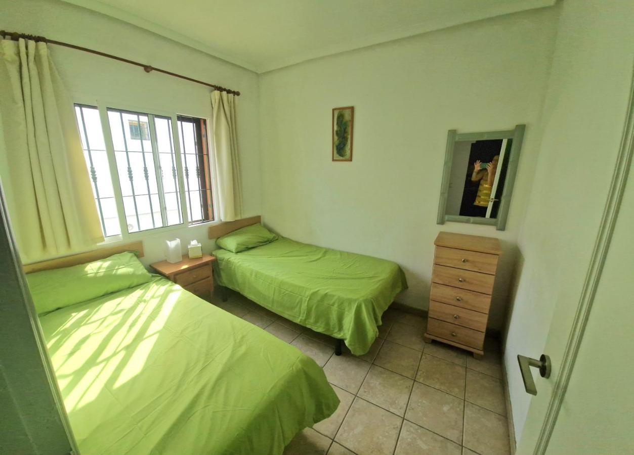 Lovely Apartment Near The Beach In Sunny La Mata Торевьиа Экстерьер фото