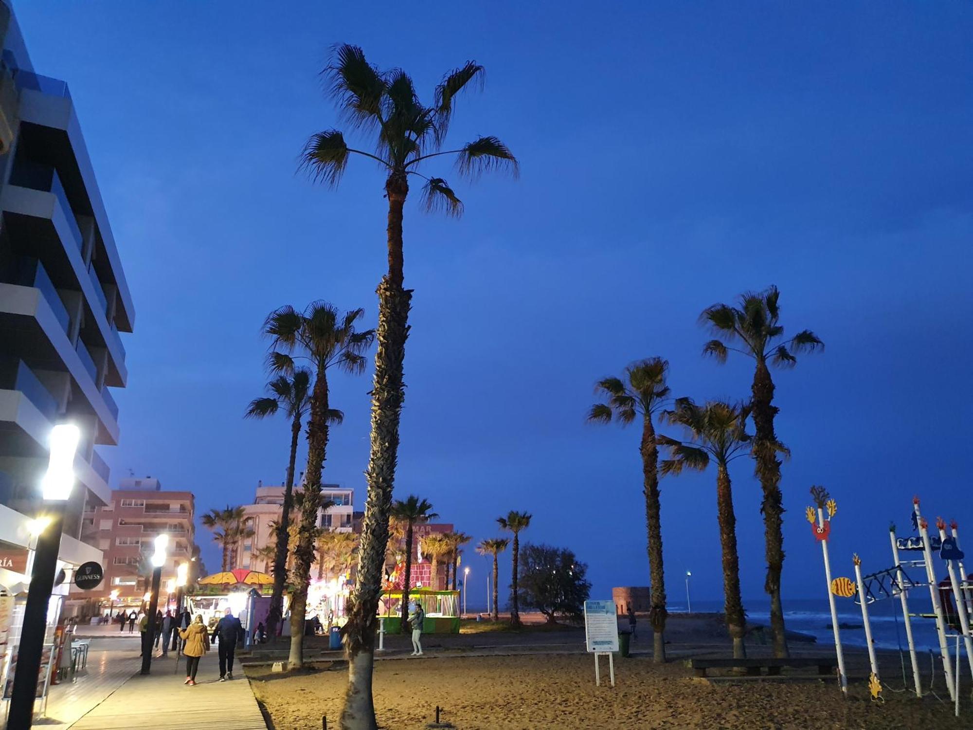 Lovely Apartment Near The Beach In Sunny La Mata Торевьиа Экстерьер фото